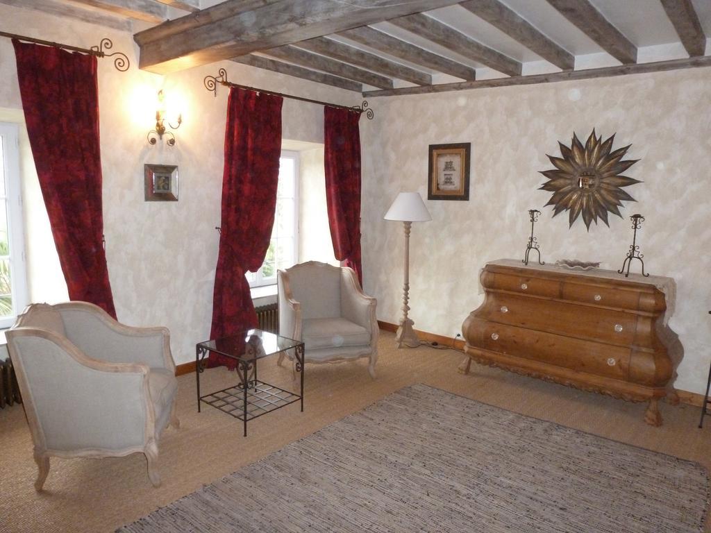 Manoir De Savigny Bed and Breakfast Valognes Δωμάτιο φωτογραφία