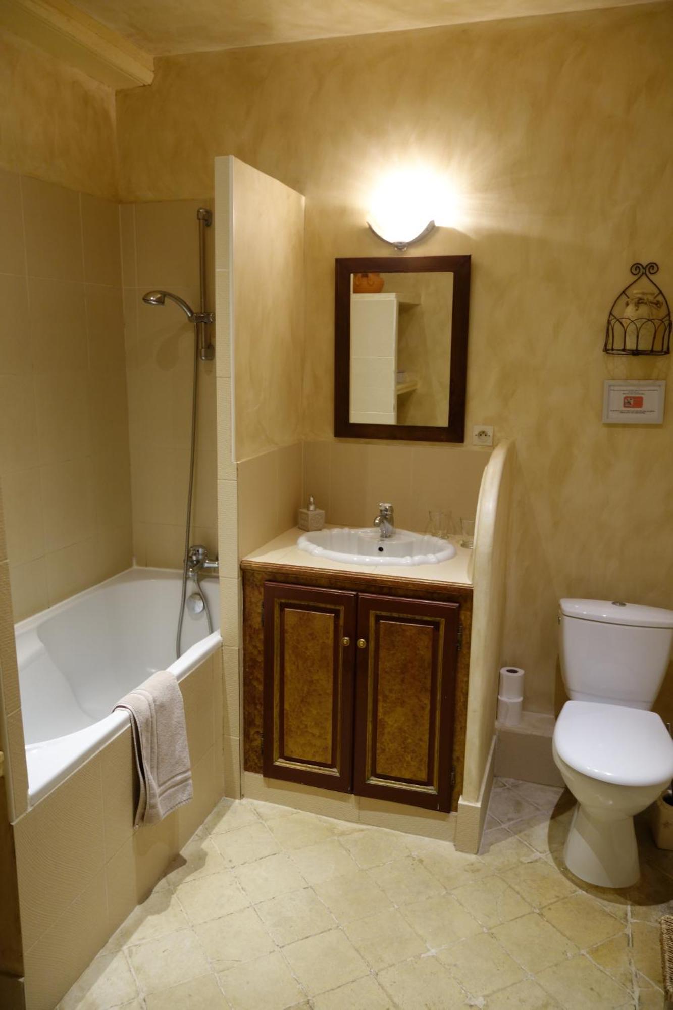 Manoir De Savigny Bed and Breakfast Valognes Εξωτερικό φωτογραφία
