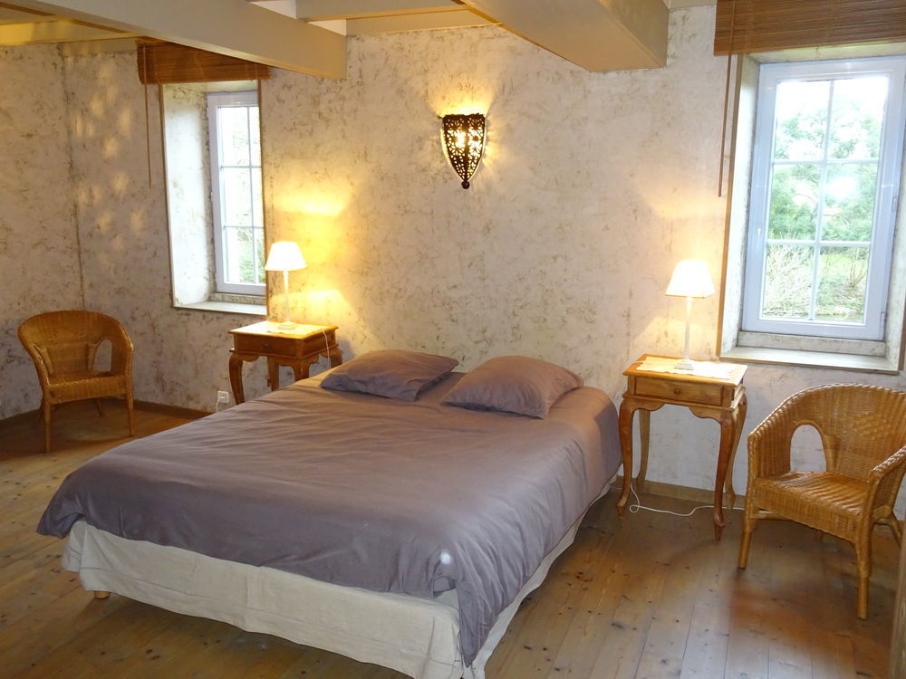Manoir De Savigny Bed and Breakfast Valognes Εξωτερικό φωτογραφία