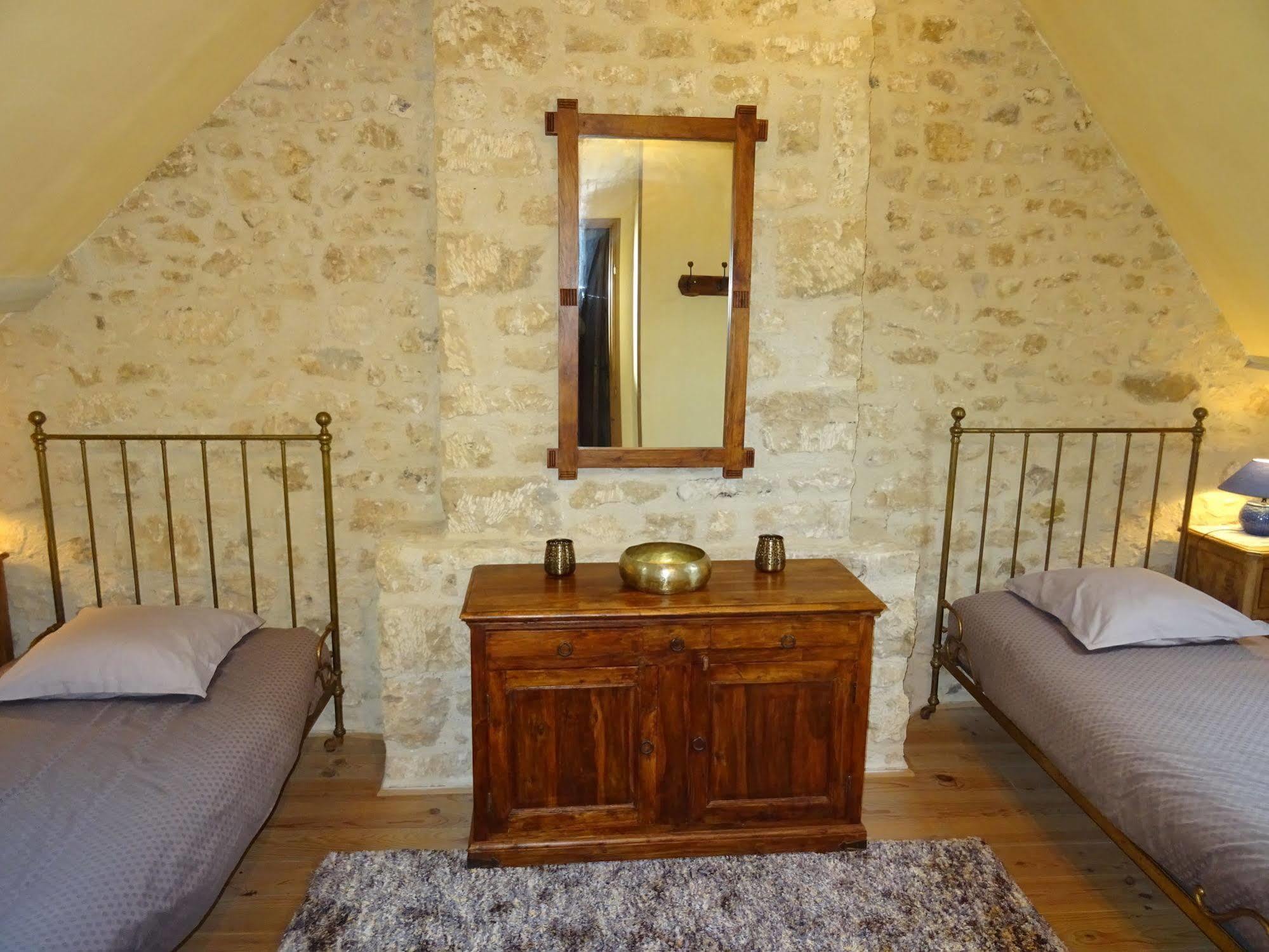 Manoir De Savigny Bed and Breakfast Valognes Εξωτερικό φωτογραφία